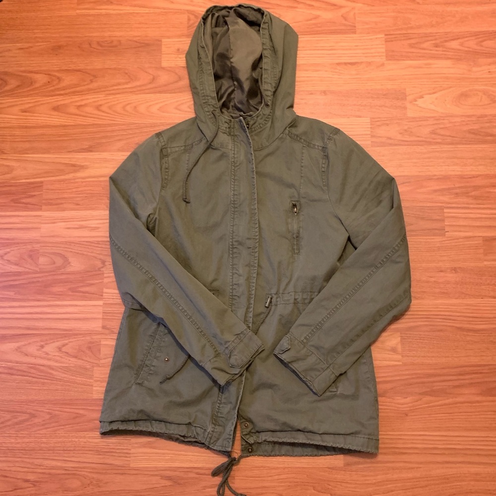 Olive light weight fashion jacket